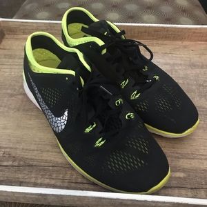 Women’s Nike Free TR Fit 5